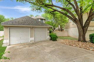6 Muirfield Greens CV, Lakeway, TX 78738