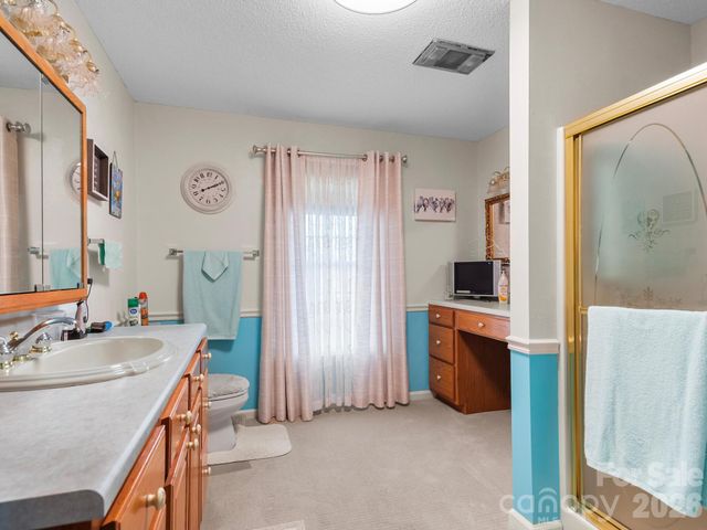 727 Jenkins Valley Road, Alexander, NC 28701