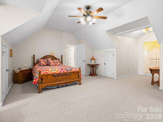 727 Jenkins Valley Road, Alexander, NC 28701