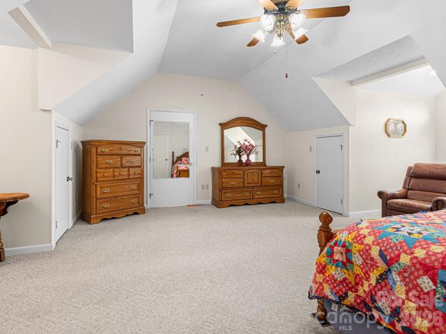 727 Jenkins Valley Road, Alexander, NC 28701