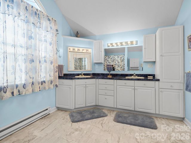 727 Jenkins Valley Road, Alexander, NC 28701