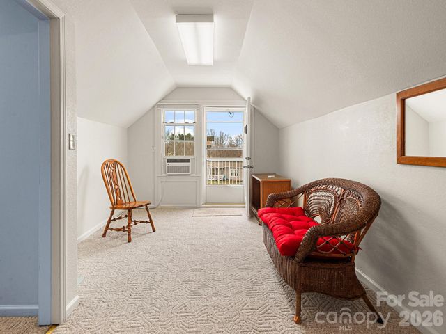 727 Jenkins Valley Road, Alexander, NC 28701