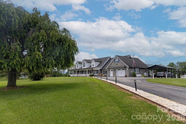 727 Jenkins Valley Road, Alexander, NC 28701