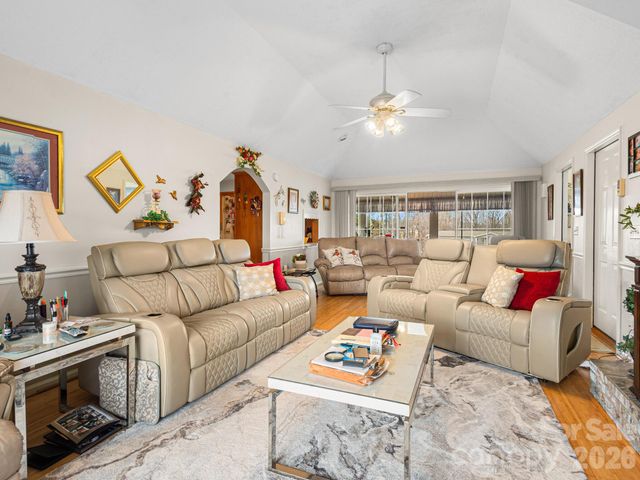 727 Jenkins Valley Road, Alexander, NC 28701