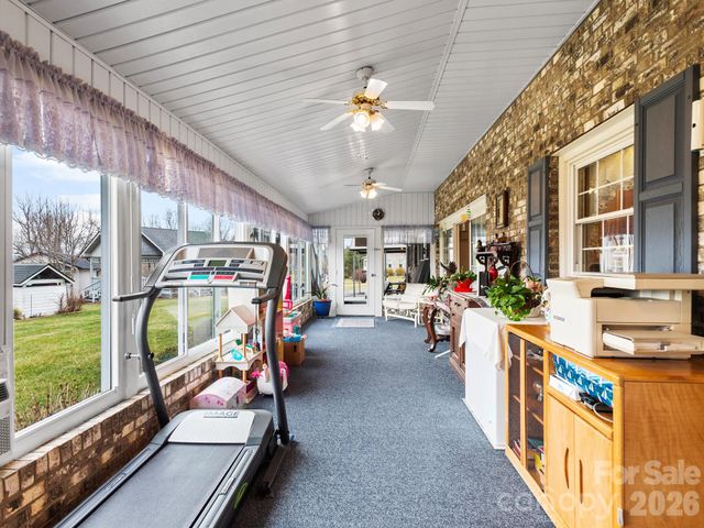 727 Jenkins Valley Road, Alexander, NC 28701