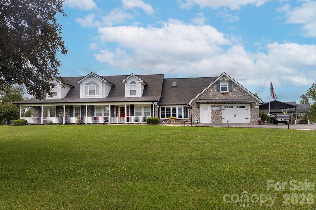 727 Jenkins Valley Road, Alexander, NC 28701