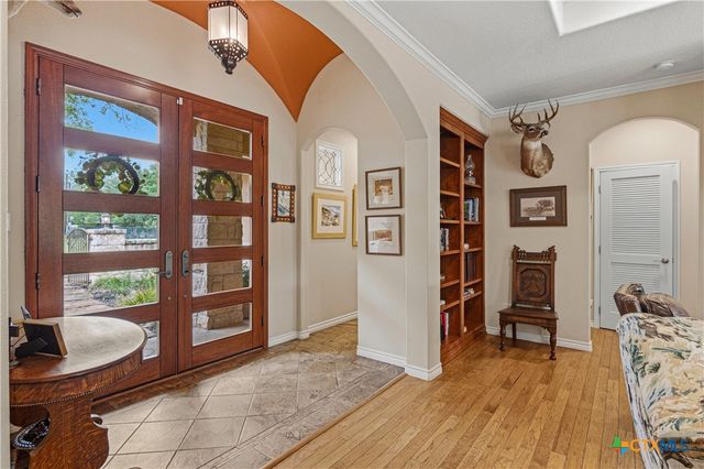 2065 Terminal Loop Road, Mcqueeney, TX 78123