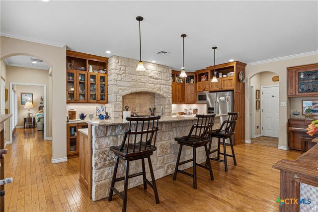 2065 Terminal Loop Road, Mcqueeney, TX 78123