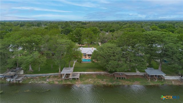 2065 Terminal Loop Road, Mcqueeney, TX 78123