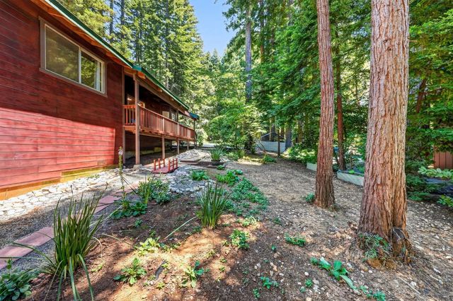 252 Nichols Drive, Santa Cruz, CA 95060
