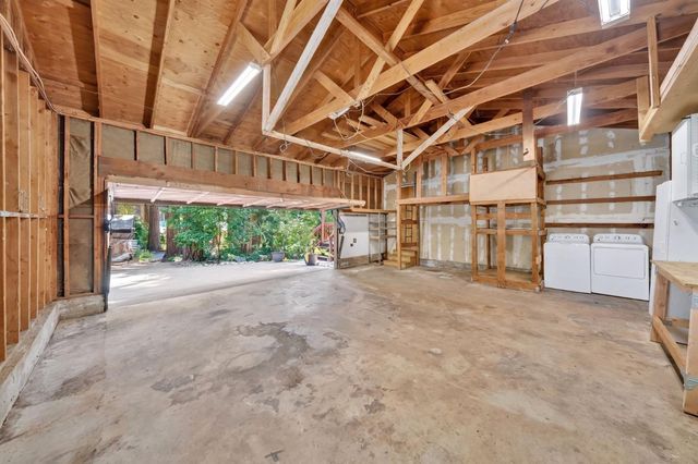 252 Nichols Drive, Santa Cruz, CA 95060