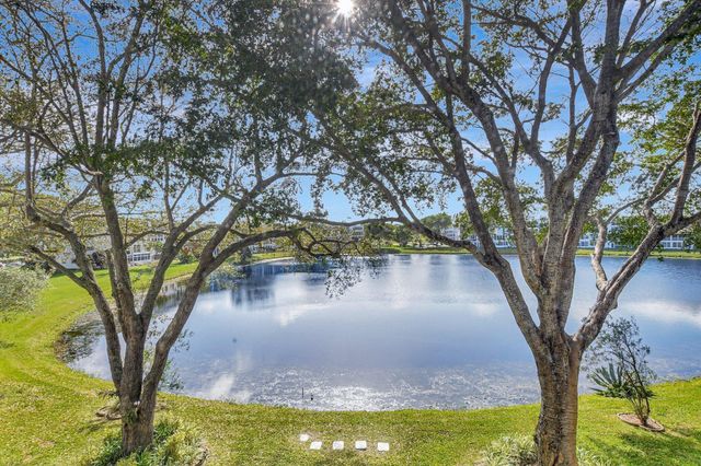 2051 Cambridge C, Deerfield Beach, FL 33442