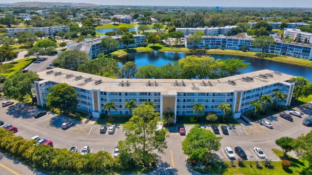 2051 Cambridge C, Deerfield Beach, FL 33442