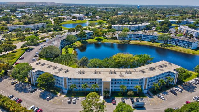 2051 Cambridge C, Deerfield Beach, FL 33442