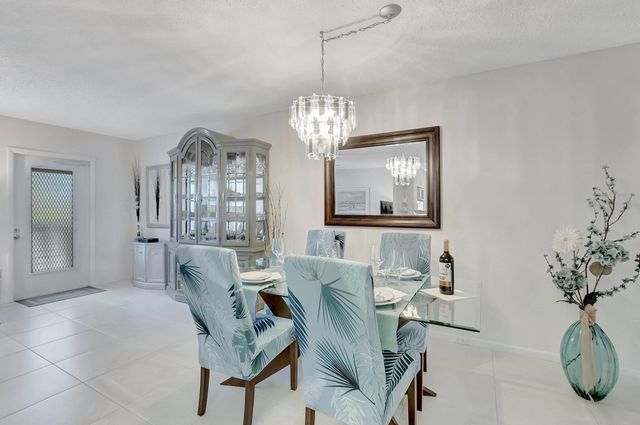 2051 Cambridge C, Deerfield Beach, FL 33442