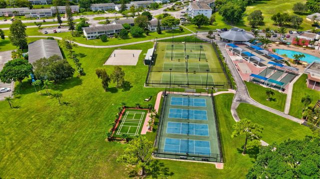 2051 Cambridge C, Deerfield Beach, FL 33442