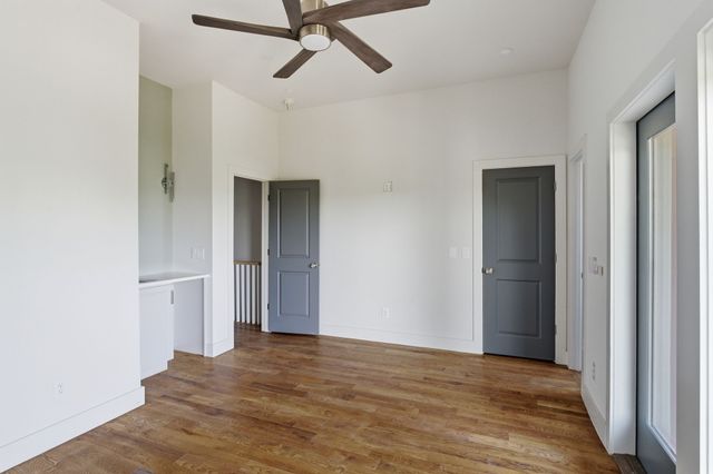 1827 3rd Ave, N, Nashville, TN 37208