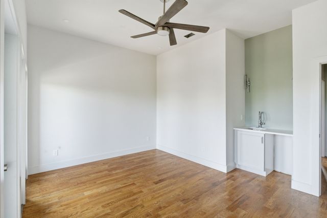 1827 3rd Ave, N, Nashville, TN 37208