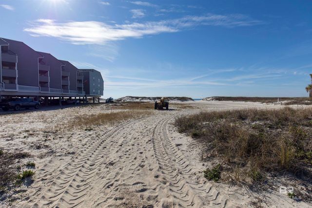 313 E Beach Boulevard, Gulf Shores, AL 36542