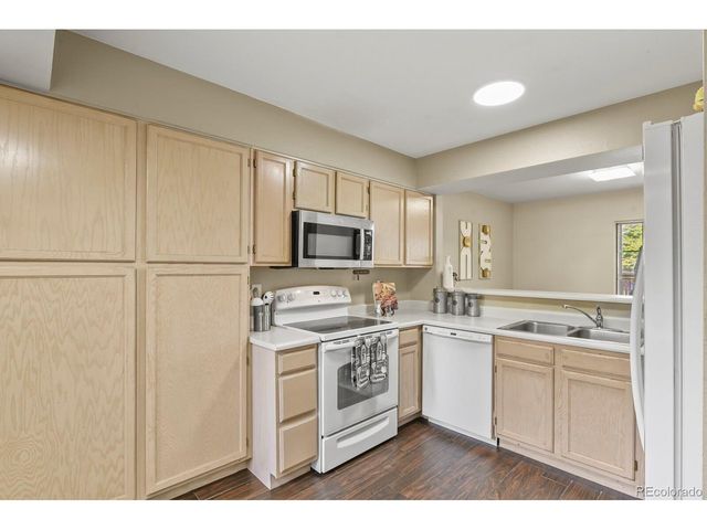 10400 W Fair Ave B, Littleton, CO 80127