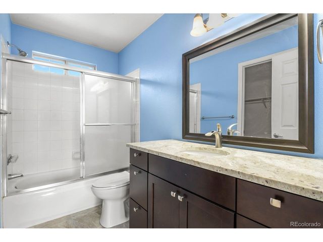 10400 W Fair Ave B, Littleton, CO 80127