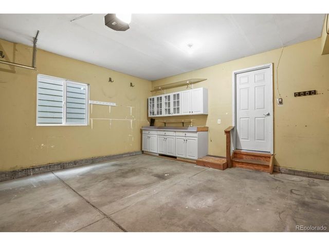 10400 W Fair Ave B, Littleton, CO 80127