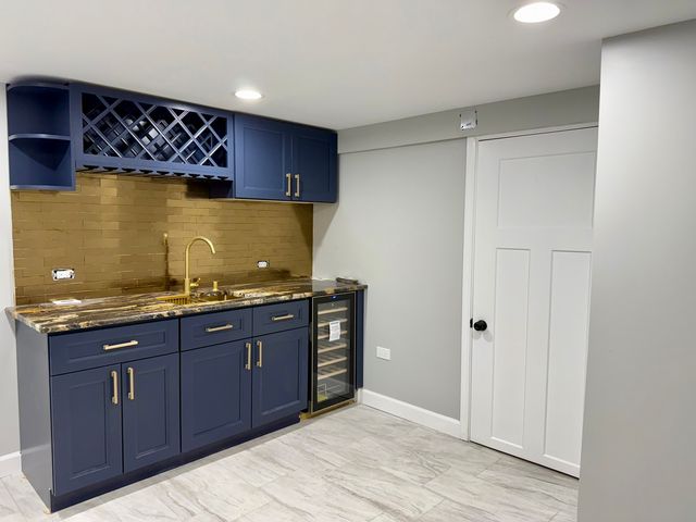 8633 S Hermitage Avenue, Chicago, IL 60620