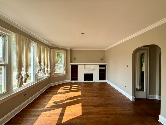 8633 S Hermitage Avenue, Chicago, IL 60620