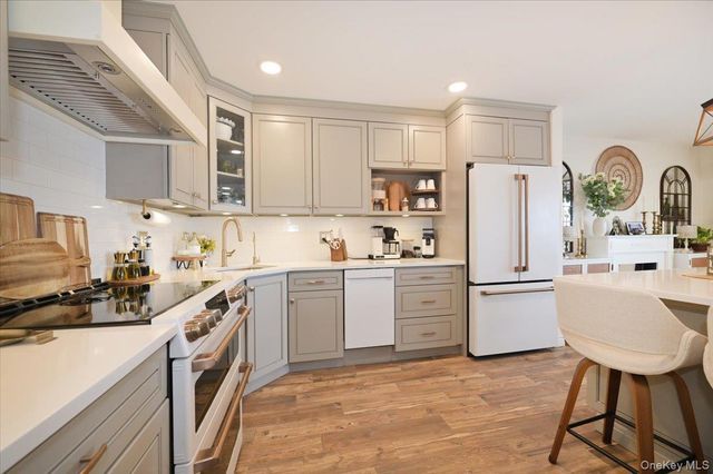 750 Lido Boulevard 106 A, Lido Beach, NY 11561