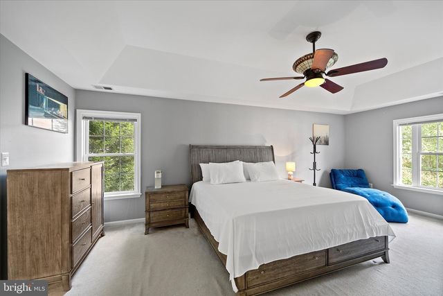 5386 ABERNATHY CT, Fairfax, VA 22032