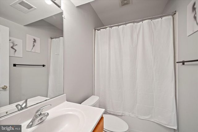 5386 ABERNATHY CT, Fairfax, VA 22032