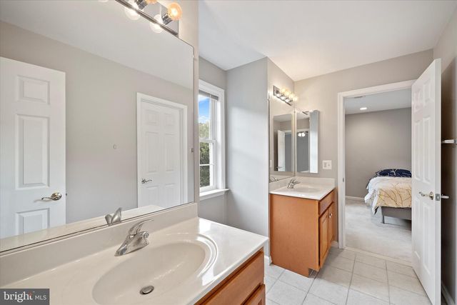 5386 ABERNATHY CT, Fairfax, VA 22032