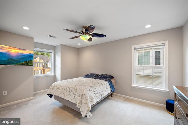 5386 ABERNATHY CT, Fairfax, VA 22032
