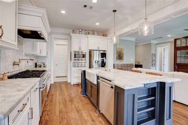 6430 Rolla Street, Houston, TX 77055