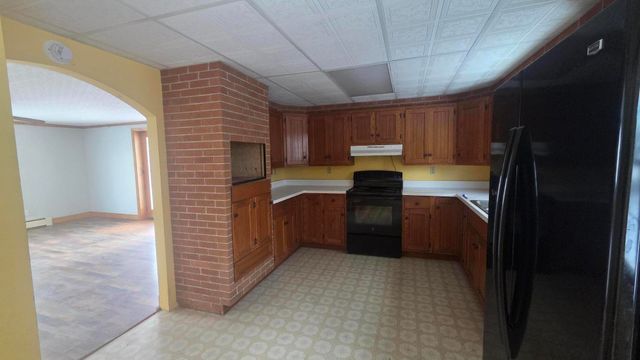 39 Champlain Street, Rouses Point, NY 12979