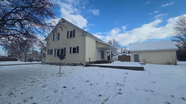 39 Champlain Street, Rouses Point, NY 12979