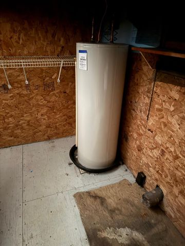 39 Champlain Street, Rouses Point, NY 12979