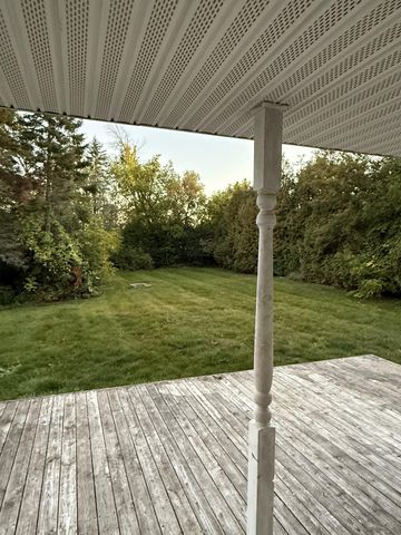 39 Champlain Street, Rouses Point, NY 12979