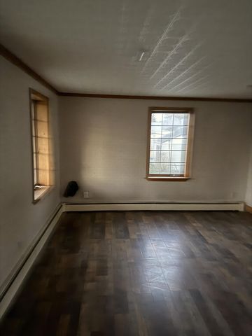 39 Champlain Street, Rouses Point, NY 12979