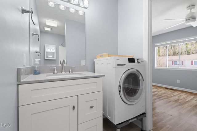 220 Elizabeth Street Apt B10, Chapel Hill, NC 27514