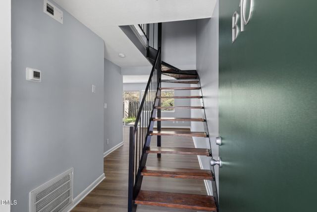 220 Elizabeth Street Apt B10, Chapel Hill, NC 27514