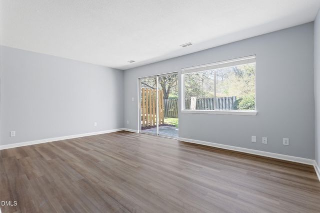 220 Elizabeth Street Apt B10, Chapel Hill, NC 27514