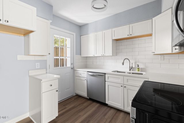 220 Elizabeth Street Apt B10, Chapel Hill, NC 27514