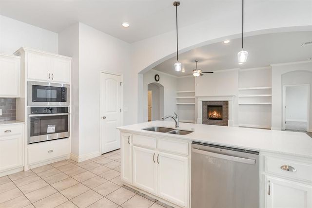 10501 NW 33rd Street, Yukon, OK 73099