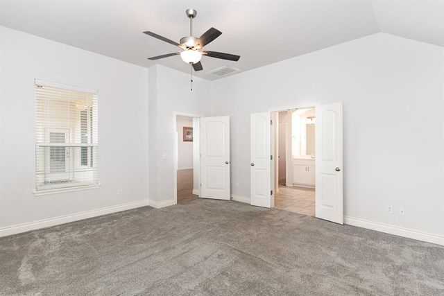 10501 NW 33rd Street, Yukon, OK 73099