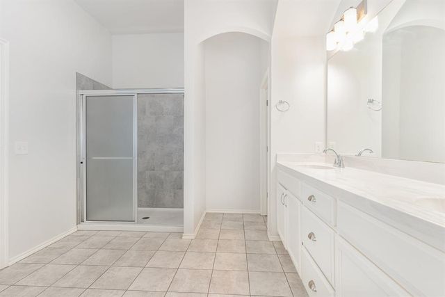 10501 NW 33rd Street, Yukon, OK 73099