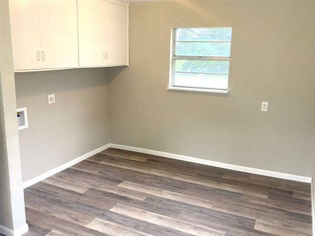 1005 Staples Avenue, Seabrook, TX 77586