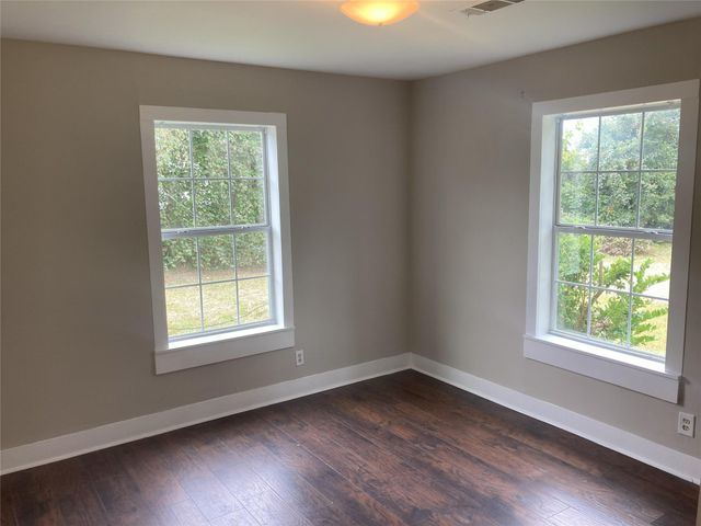 1005 Staples Avenue, Seabrook, TX 77586