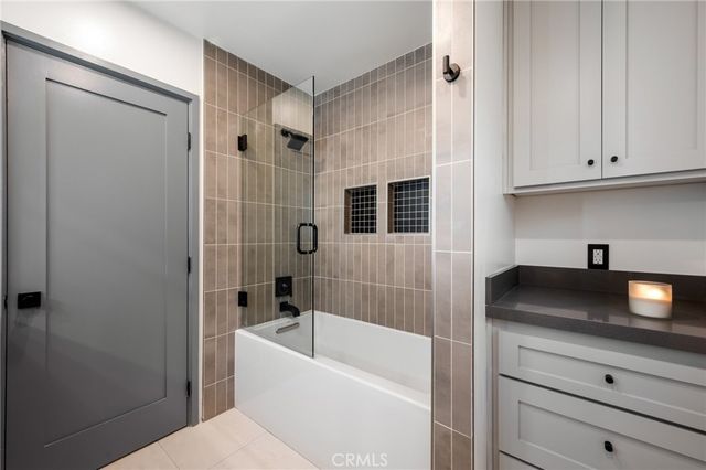 7424 W 85th Street, Los Angeles, CA 90045