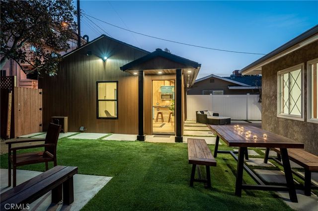 7424 W 85th Street, Los Angeles, CA 90045